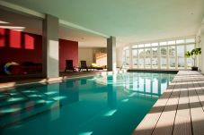 Apartamento em Ericeira - Real Residence | Apartamento com piscina interior e terraço privado com vista mar