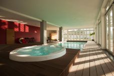 Apartamento em Ericeira - Real Residence | Apartamento com piscina interior e terraço privado com vista mar