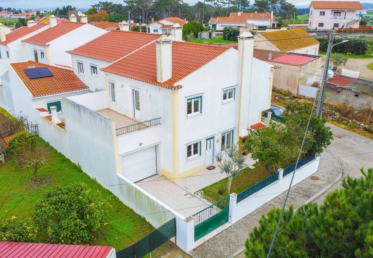 Villa em Ericeira - Casa dos Minaus  by ACasaDasCasas Villa em Ericeira - Casa dos Minaus  by ACasaDasCasas