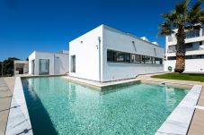 Villa em Ribamar - Villa das Palmeiras by ACasaDasCasas