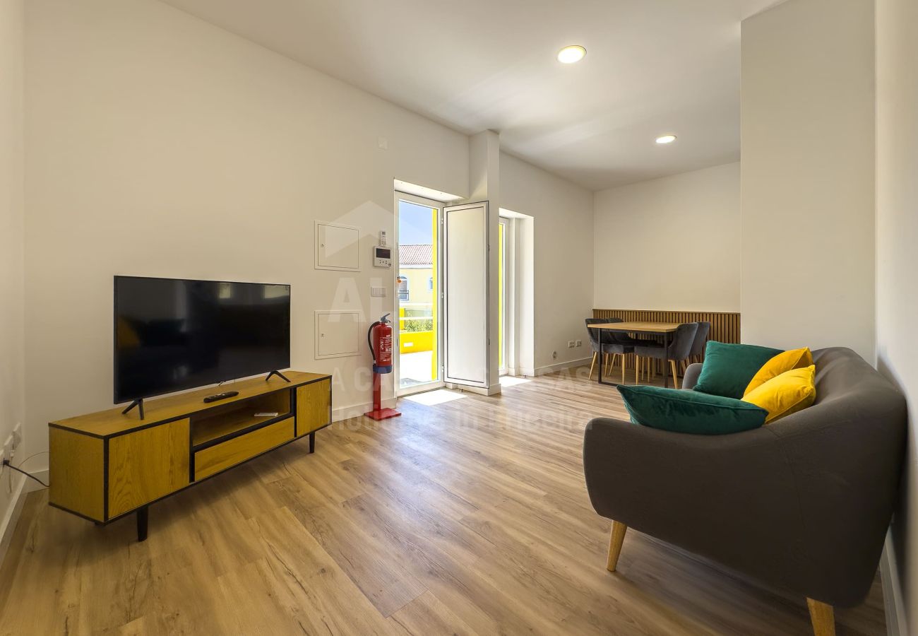 Apartamento em Encarnação - Casa Amarela - Clementina by ACasaDasCasas