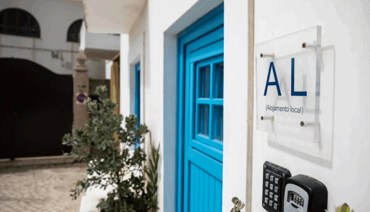 alojamento-local-portugal-2025