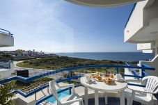Apartment in Ericeira - Marquinhos do Mar | Duplex apartment with pool and private terrace with barbecue and sea views