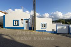 House in Ericeira - Casa Aconchego by ACasaDasCasas