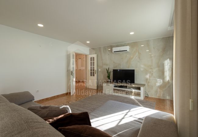 House in Ericeira - Moinho D'ouro Residence by ACasaDasCasas House in Ericeira - Moinho D'ouro Residence by ACasaDasCasas