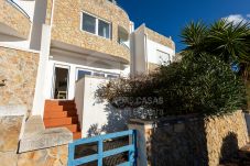 House in Ericeira - Villa Catarina by ACasaDasCasas