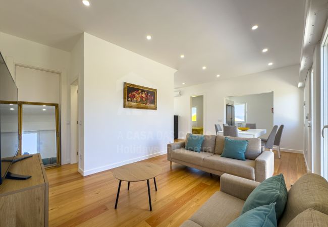 Apartment in Encarnação - Casa Amarela - Kumquat by ACasaDasCasas